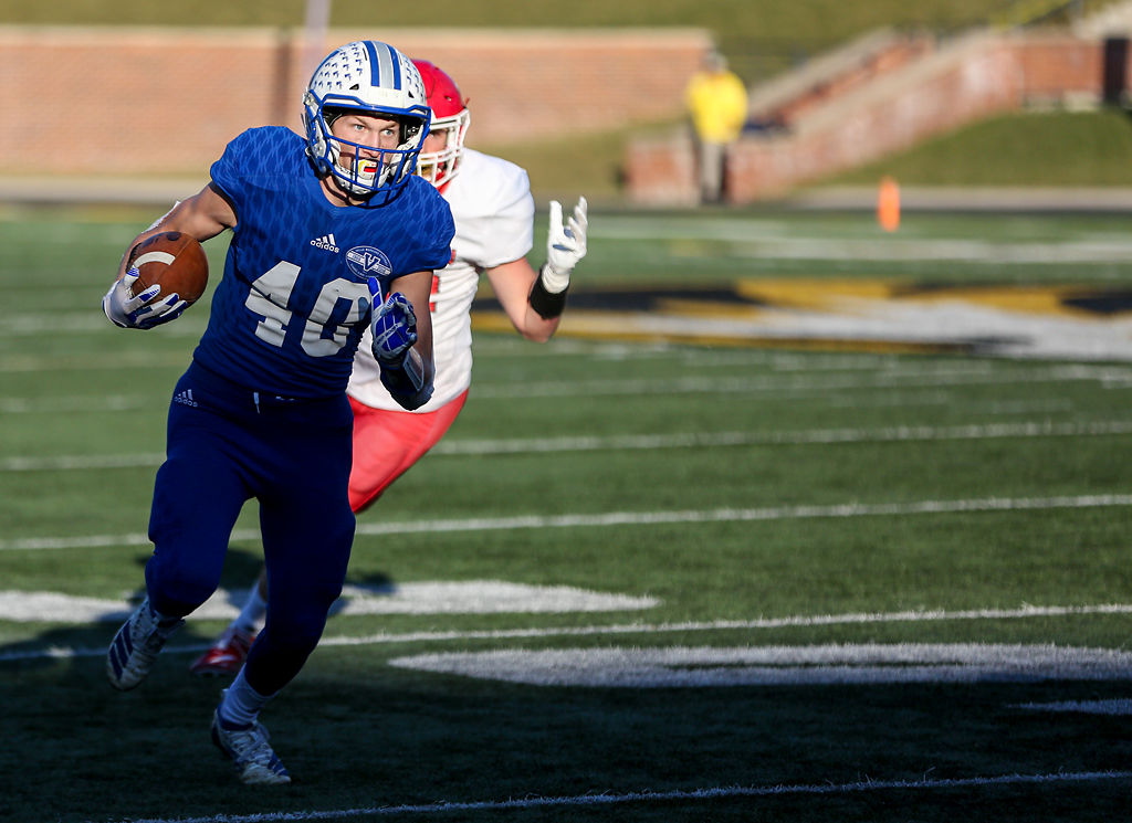 Valle running back Cory Stoll runs upfield